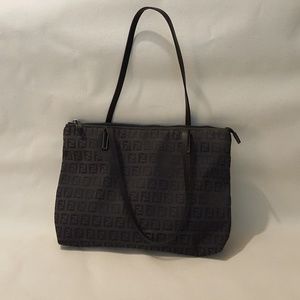 fendi purse black